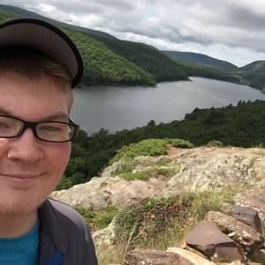 Meet your Posher, Dakota